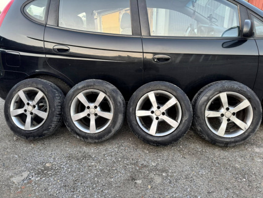 ** Alufelgi 4x100 wraz z Oponami Letnimi 195/60/R15 **