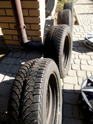 Koła zimowe 15" 4x100 Toyota, Suzuki + kołpaki