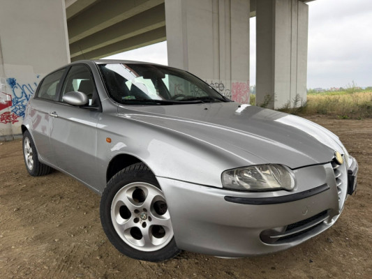 ** Alfa Romeo 147 ** 1.9 Diesel ** Długie Opłaty ** Ładna Zadbana **