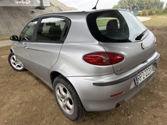 ** Alfa Romeo 147 ** 1.9 Diesel ** Długie Opłaty ** Ładna Zadbana **