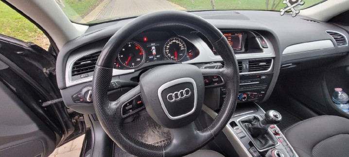 Audi A4 B8 2.0TDI CR 2011