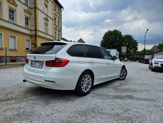 BMW Serii 3 F31 Touring / Śliczny / Nawigacja / Isofix