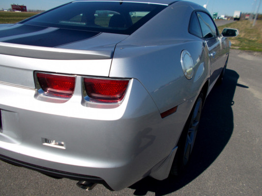 Chevrolet Camaro bez szpachli, rdzy itp. mały przebieg