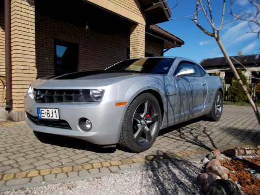 Chevrolet Camaro bez szpachli, rdzy itp. mały przebieg