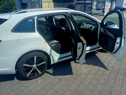Chevrolet Cruze 1.6 LS Benzyna 2013r