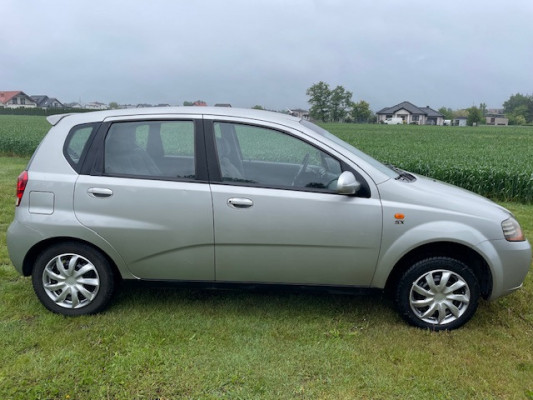Chevrolet Sprzedam Chevrolet Kalos 1.4 16V SX z klimatyzacją w bardzo