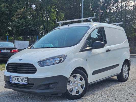 Ford Transit Courier /Benzyna/Hak/Śliczny/Mały Przebieg/Faktura VAT 23