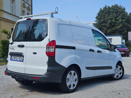 Ford Transit Courier /Benzyna/Hak/Śliczny/Mały Przebieg/Faktura VAT 23