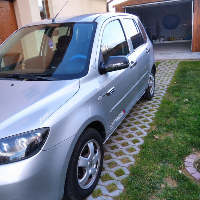 Mazda 2  1,4 TD