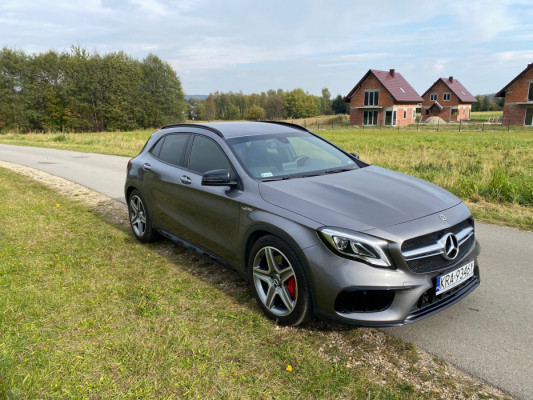 Mercedes-Benz GLA 45 AMG 4 MATIC