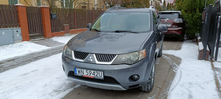 Mitsubishi Outlander II 2.4 MIVEC Instyle,4WD, 170KM, automat, skóra,