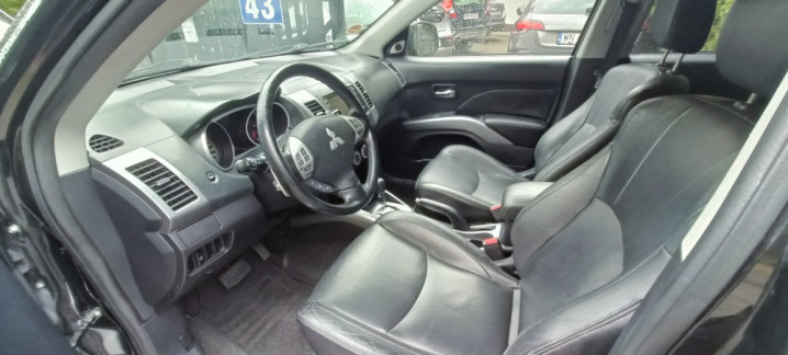 Mitsubishi Outlander II 2.4 MIVEC Instyle,4WD, 170KM, automat, skóra,