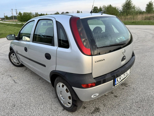 * Opel Corsa 1.0 Benzyna ** 2005 r Ładny Zadbany ** Niski Przebieg *