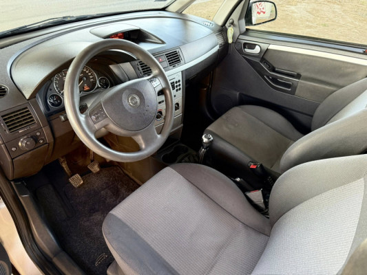 ** Opel Meriva 1.6 Benzyna ** 2005r ** Niski Przebieg ** KLIMA **