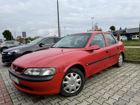 ** Opel Vectra 1.6 8V z Gazem ** Opłaty Ważne **