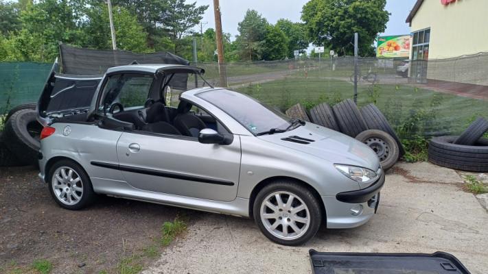 Peugeot 206 CC 2003 r 2.0 benzyna