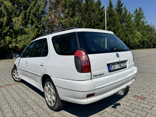 ** Peugeot 306 Kombi ** 2.0 Diesel ** HAK ** Sprawny **