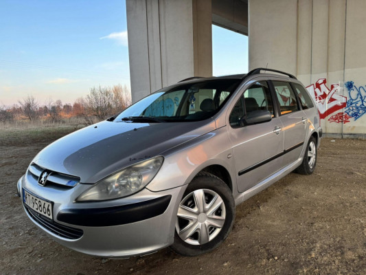 ** Peugeot 307 Kombi ** 1.6 Benzyna ** 2004r ** Ładny Zadbany *
