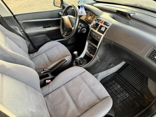 ** Peugeot 307 Kombi ** 1.6 Benzyna ** 2004r ** Ładny Zadbany *