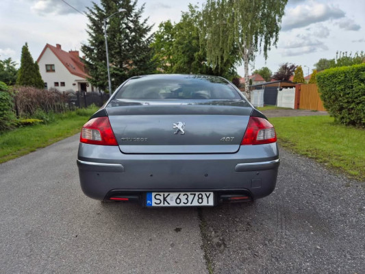 Peugeot 407