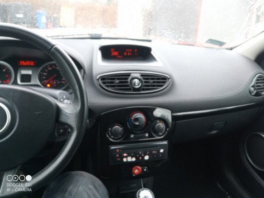 Renault Clio III lift