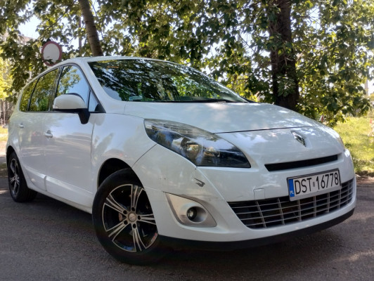 Renault Scenic III / LPG / Długie Opłaty / Śliczny