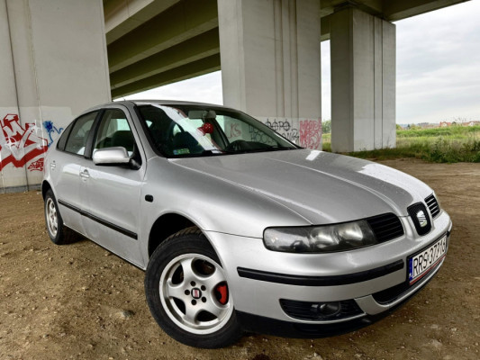 ** Seat Leon 1.6 Benzyna ** 2001r ** Ładny Zadbany **