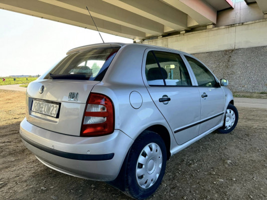 ** Skoda Fabia 1.4 Benzyna **2003 ** Polski Salon ** Długie Opłaty **