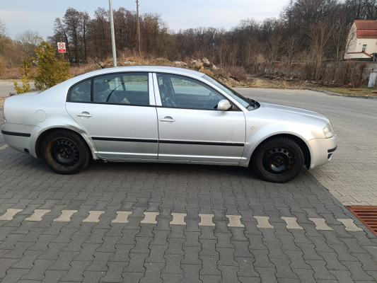 Skoda Superb I