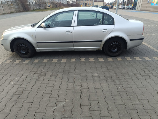 Skoda Superb I
