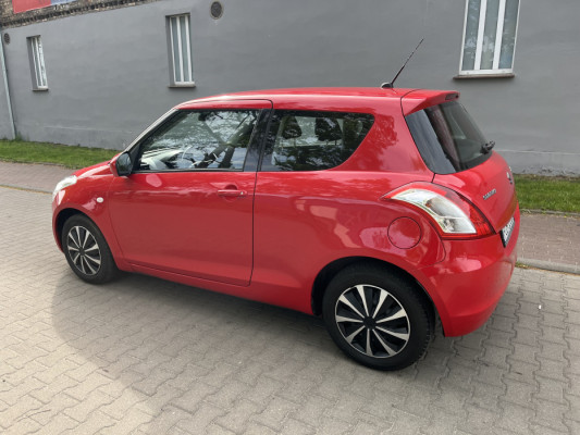 Suzuki Swift V Rok 2017/2017rej. 60 tys km przebiegu. Benzyna