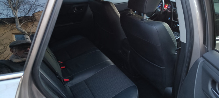 Toyota Auris II Touring Sports 1.8 Hybrid Lounge,automat, I rej.30.12.