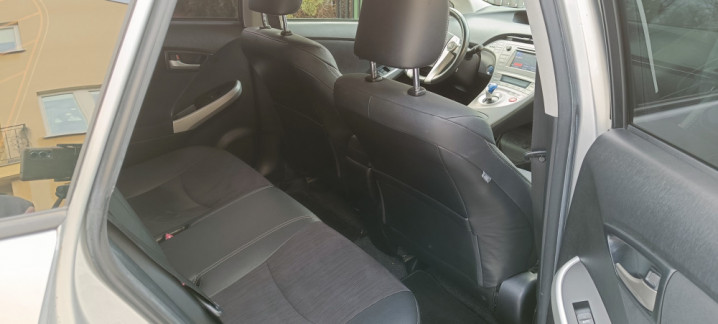 Toyota Prius III 1.8 Hybryda
