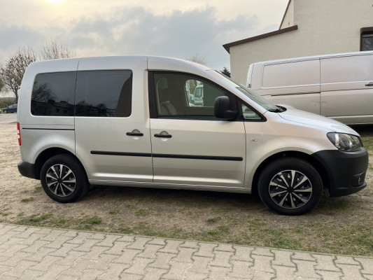 Volkswagen Caddy III 1.6tdi 2012r. Faktura Vat 23, 5-cio osobowy.