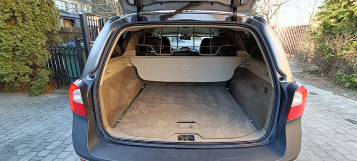 Volvo XC70 2.4 D5 Momentum AWD, 215 KM, automat, skóra,