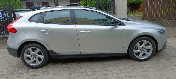 Volvo V40 II Cross Country 2.0 T4 Summum AWD,180 KM,automat,mały przeb