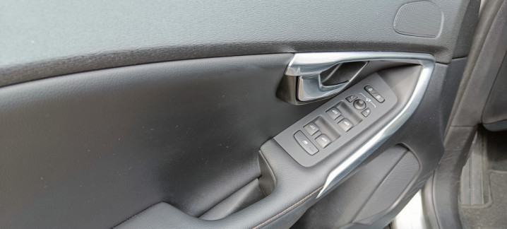 Volvo V40 II Cross Country 2.0 T4 Summum AWD,180 KM,automat,mały przeb