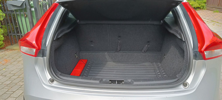 Volvo V40 II Cross Country 2.0 T4 Summum AWD,180 KM,automat,mały przeb