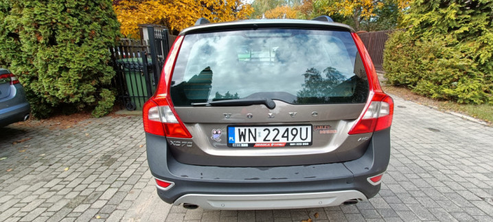 Volvo XC70 2.4 D5 Momentum AWD, 205 KM, automat, skóra,nawi,model 2010