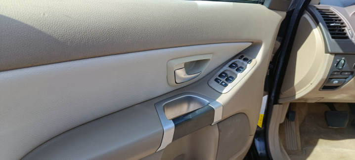 Volvo XC90 I 2.4 D5 Momentum AWD, automat,bezwypadkowy,skóra,nawigacja