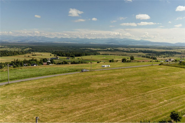 Dom w Jabłonce z widokiem na Tatry