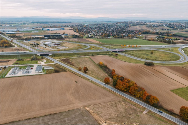 Działka usługowa przy DK 75 i autostradzie A4