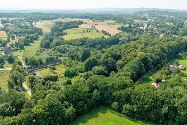 Zespół pałacowo-folwarczny rodziny Szembeków!