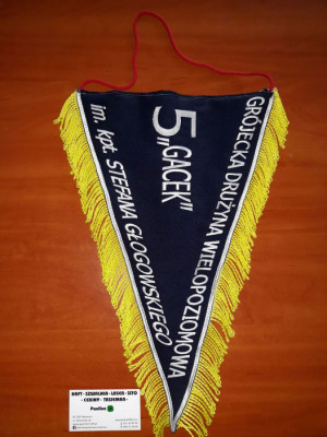 Producent sztandarów, sztandar haftowany, proporce, hafciarnia cennik,