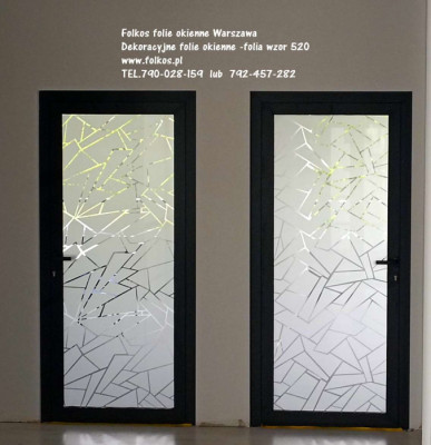 Oklejanie szklanych drzwi Warszawa- folie na okna, drzwi, ścianki biur