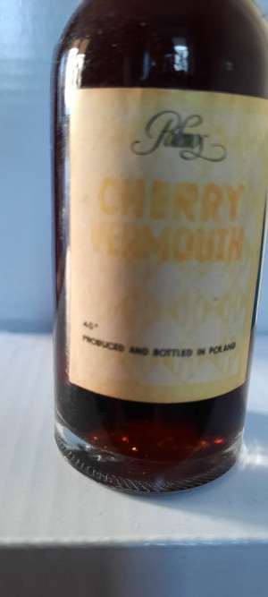 Polmos Cherry Vermouth 100ml do Kolekcji- lata 70-80 XX wieku.