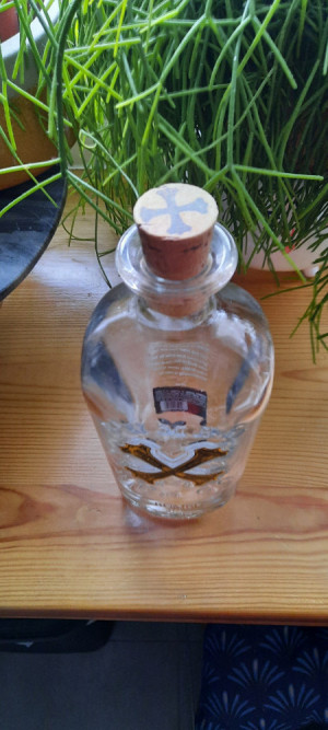 Butelka 0.7L po rumie Bumbu- 25 cm   Butelka PUSTA bez zawartości