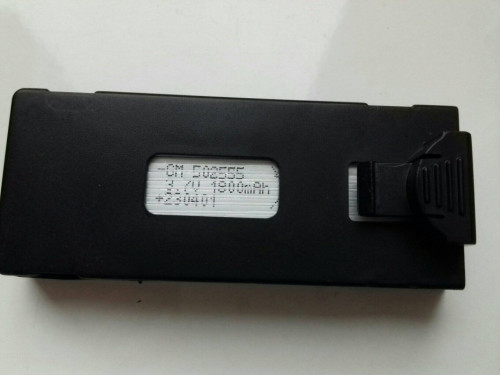 Wszystko oprócz drona E88 z kamerą WiFi FPV, 3 akumulatory 1800mah, pi