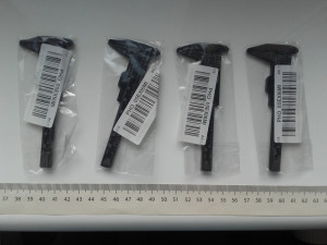 Mała plastikowa suwmiarka, 8cm, kolor czarny, NOWA, 0-80mm