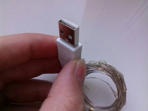 Dekoracyjne malutkie lampki USB, różne kolory, 5m na elastycznym druci